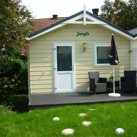 Ξενοδοχείο Zu Jeddelohs 4*